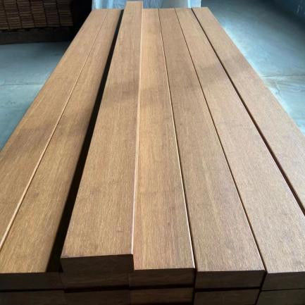 2.2m 2.4m 3.6m Papan Kayu Bambu Laminasi Vertikal Dengan Cetakan 2 Alur Sisi