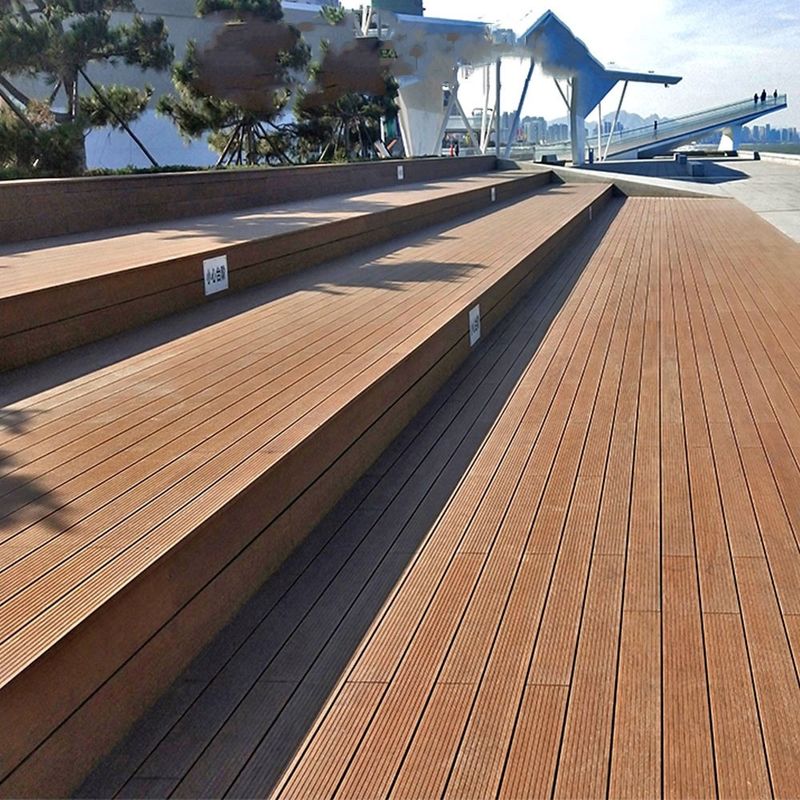 Anti korosi Ketumpatan Tinggi Outdoor Strand Woven Bambu Decking Bambu Kayu Outdoor Decking Flooring