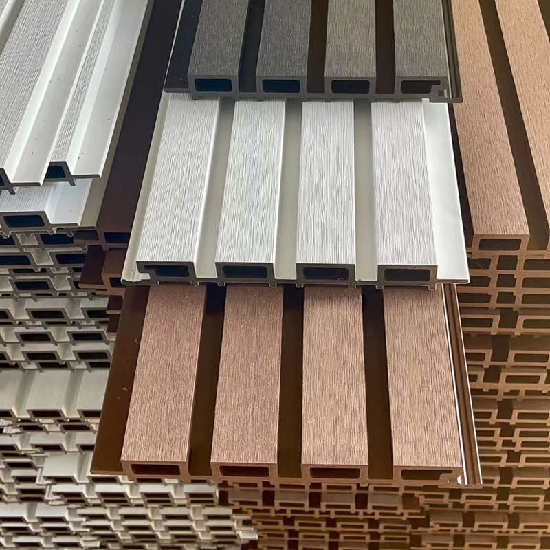Pabrik penjualan langsung Panel dinding luar berkualitas tinggi Waterproof Co-extrusion Wpc Wall Cladding Untuk dekorasi dinding eksterior