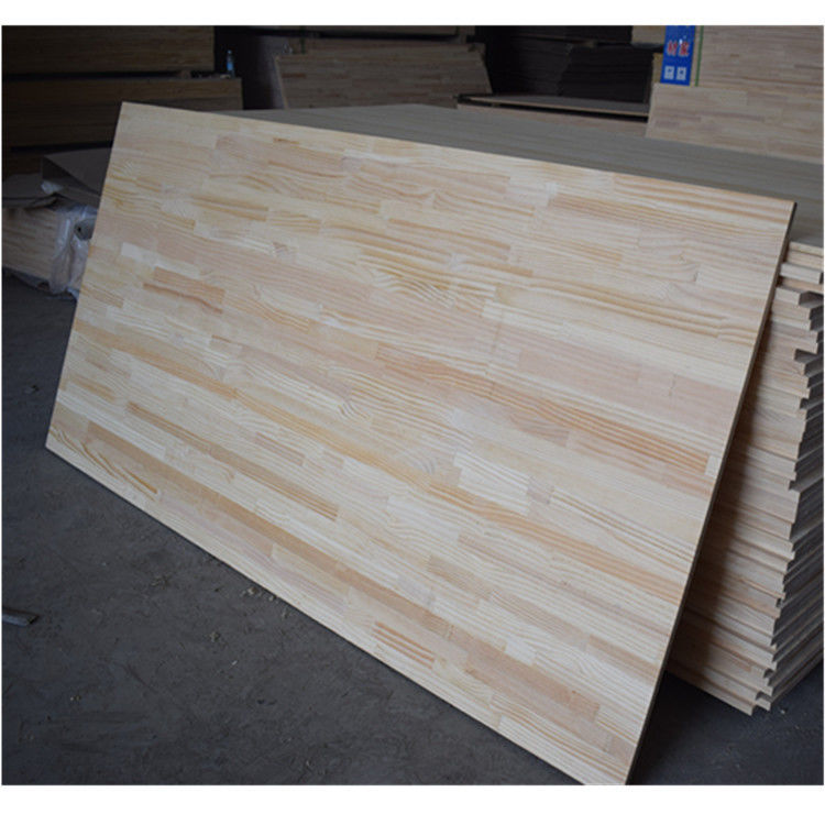 Papan Kayu Solid Ramah Lingkungan Berkilau Pine Finger Joint Kayu Untuk Membuat Perabotan