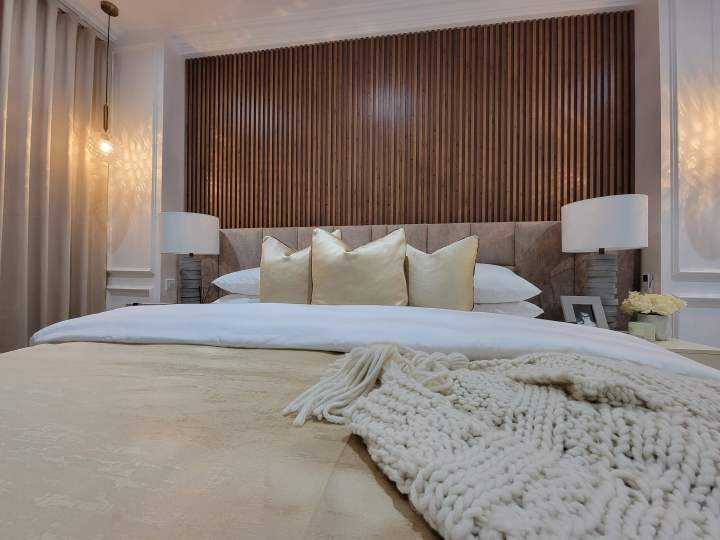 Panel Dinding WPC Komposit Kayu Mudah Dipasang Pelapis Eksternal Panel Dinding Beralur Interior