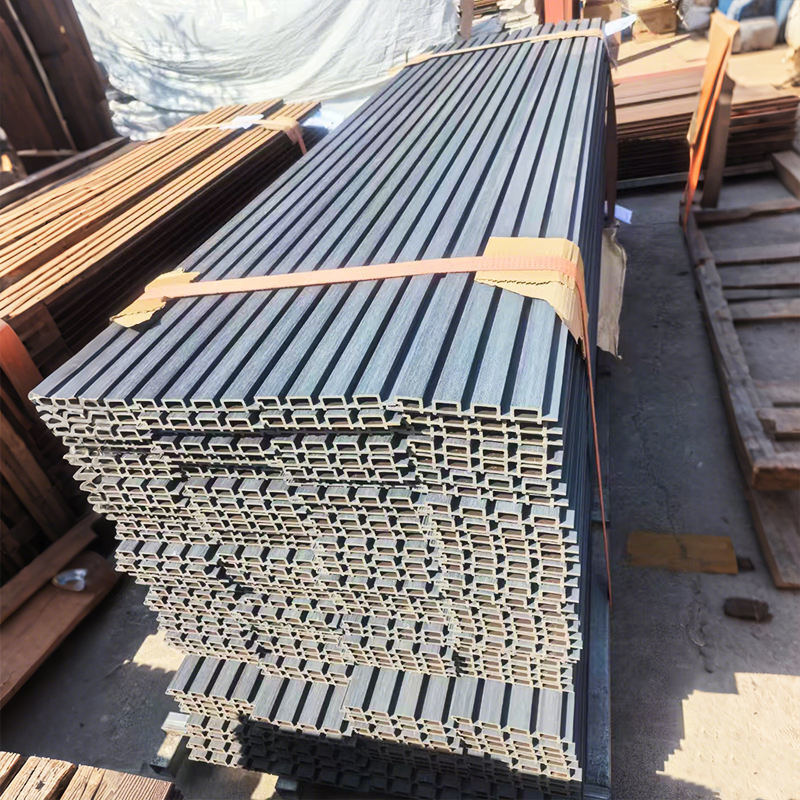 Kayu Plastik Komposit Luar Ruang Eksterior Wpc Wall Cladding Waterproof Wpc Fluted Panel Dekoratif Panel Dinding Luar Ruang