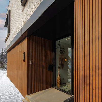 Modern Grille Interior Panel Dinding WPC Tahan Busuk 195mmx28mm