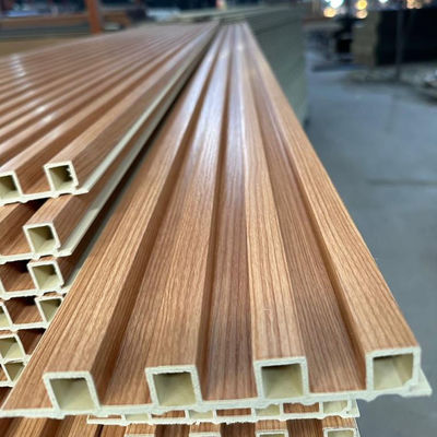 Dekorasi dinding interior tahan api dekorasi bergelombang panel wpc komposit panel dinding pvc panel dinding wpc