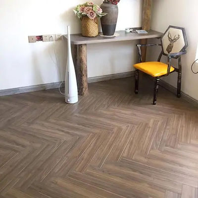 Lantai Komposit Herringbone Lantai Vinyl Klik Lantai Spc